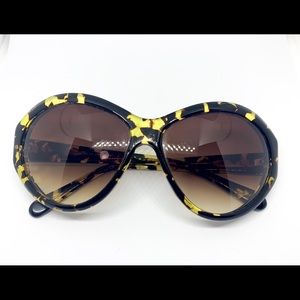 Oliver People Tortoise Sunglasses